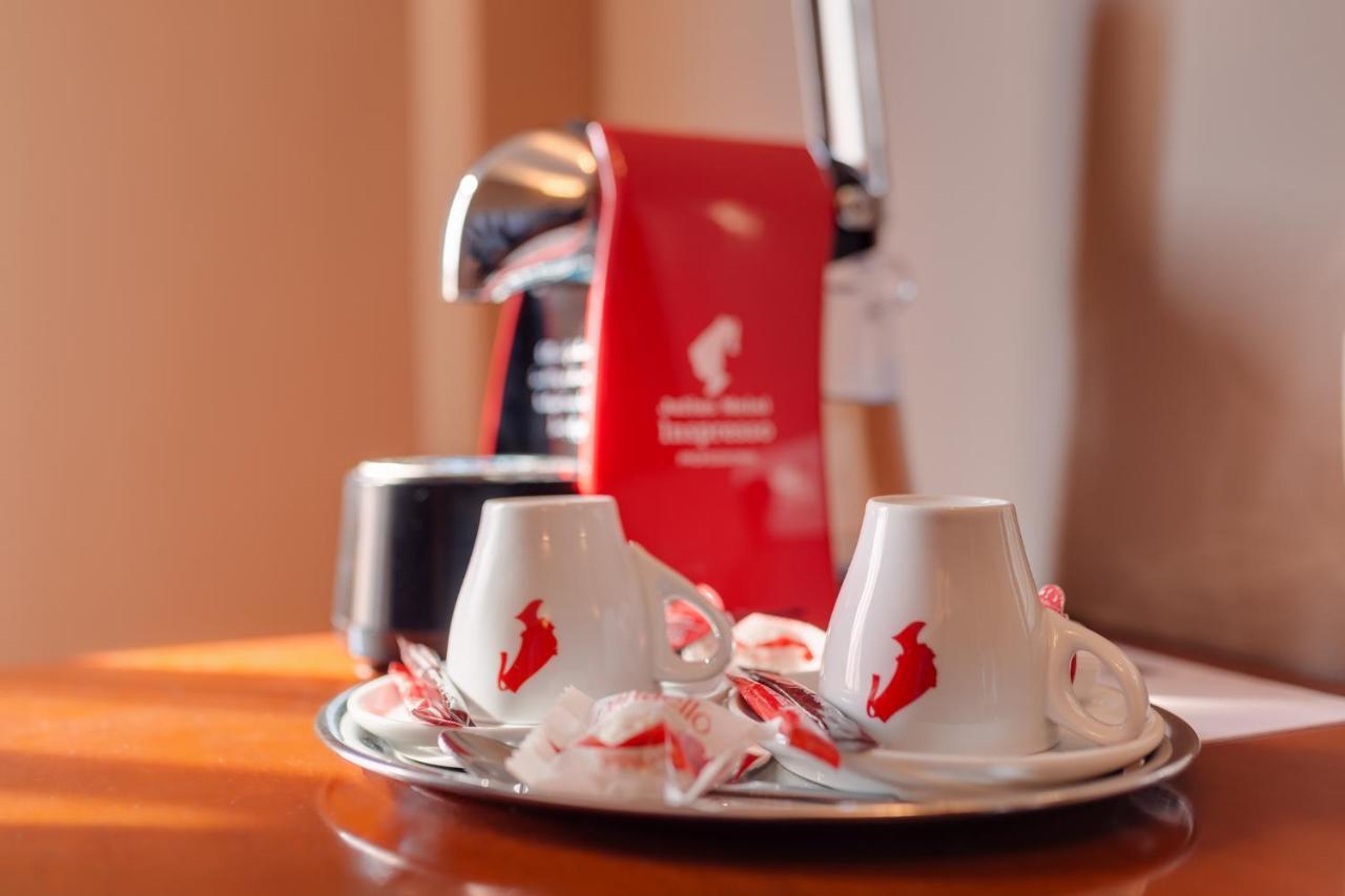 Hotel Opera Plaza Kaloşvar Dış mekan fotoğraf