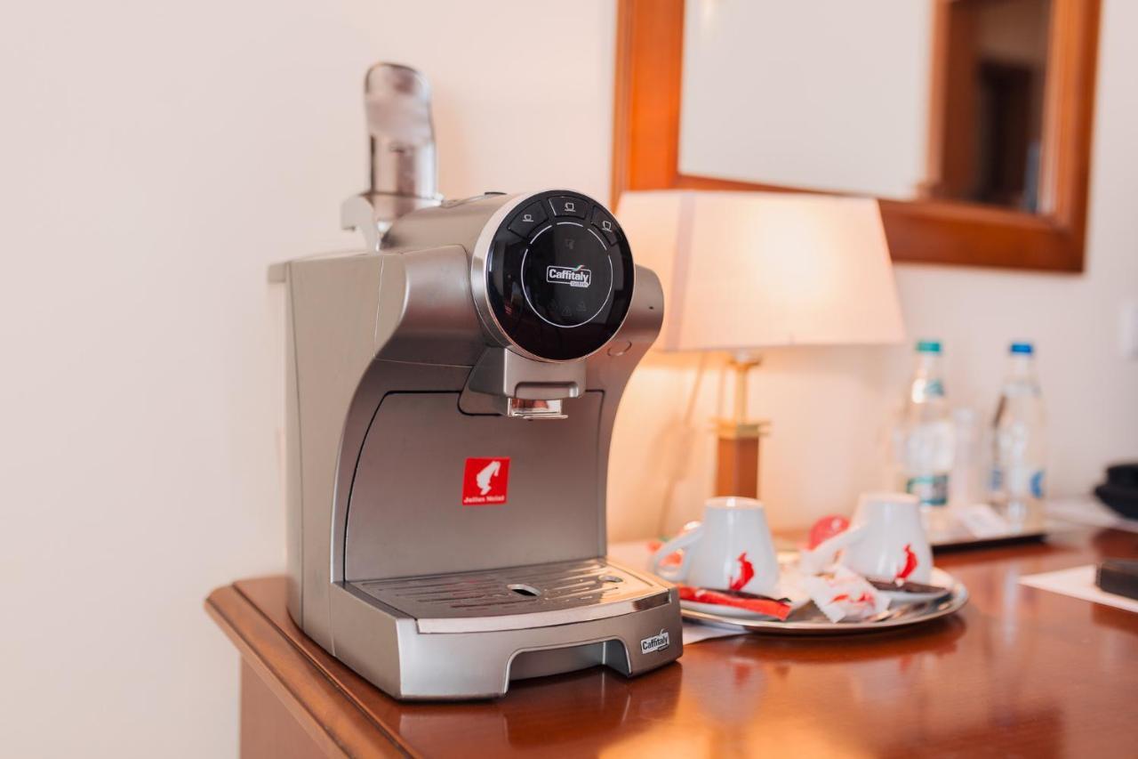 Hotel Opera Plaza Kaloşvar Dış mekan fotoğraf