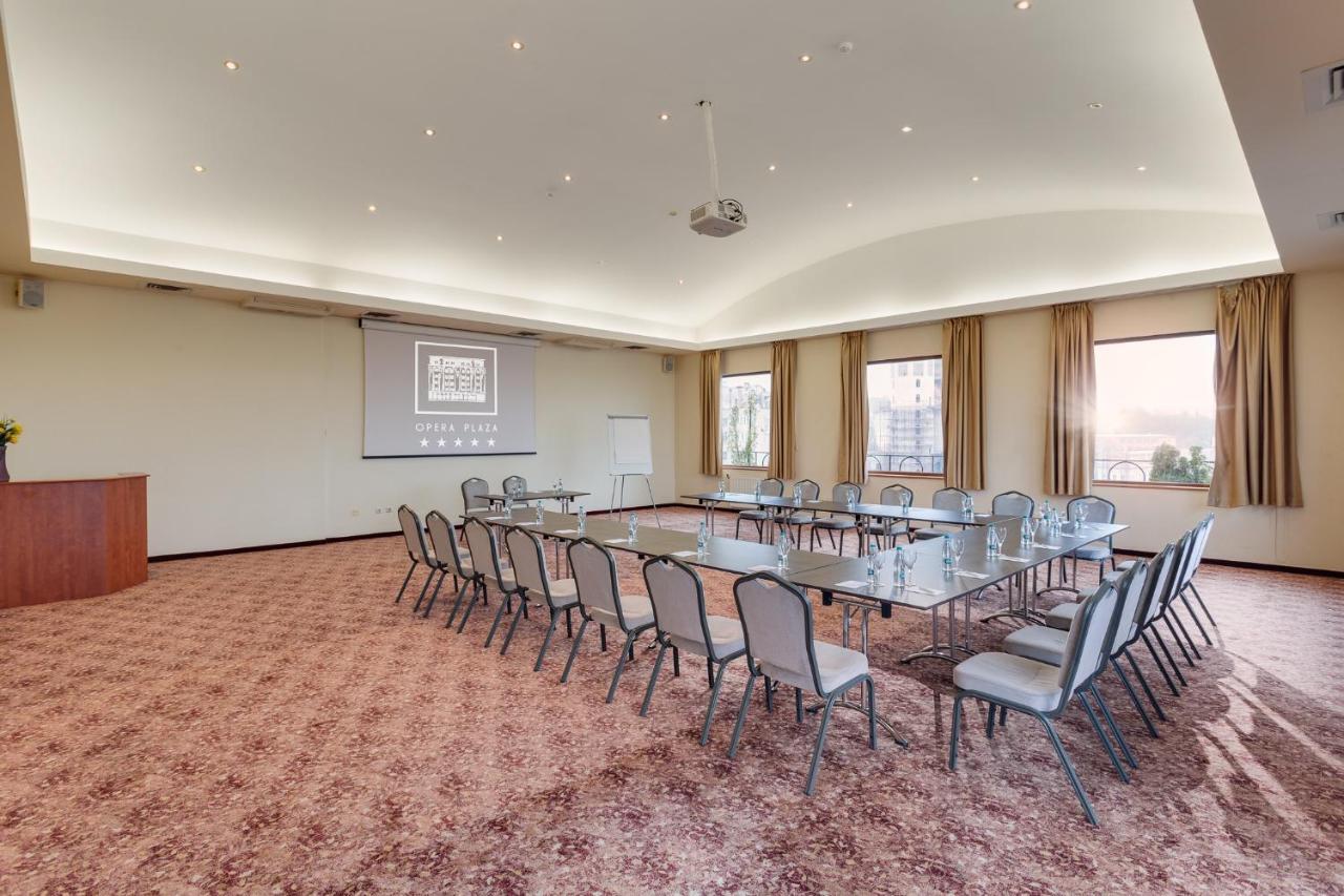 Hotel Opera Plaza Kaloşvar Dış mekan fotoğraf