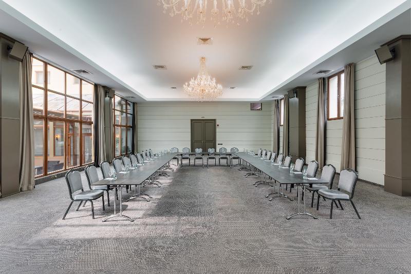 Hotel Opera Plaza Kaloşvar Dış mekan fotoğraf